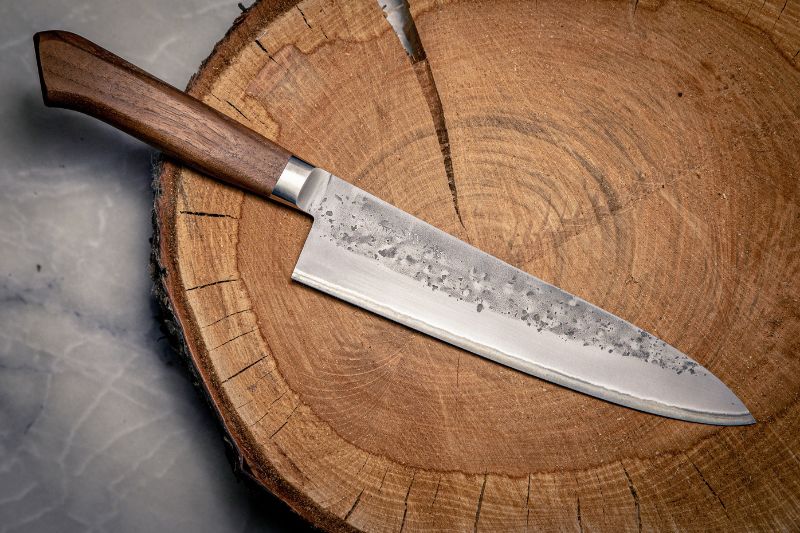 Why you should not use bleach for a Japanese knife?